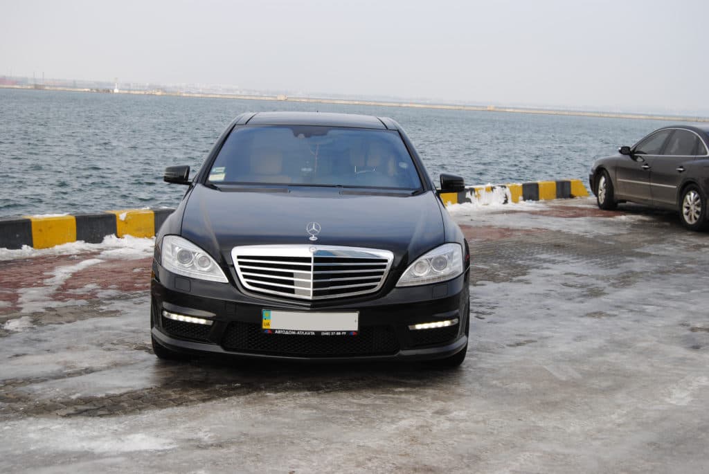 Mercedes S-class W221